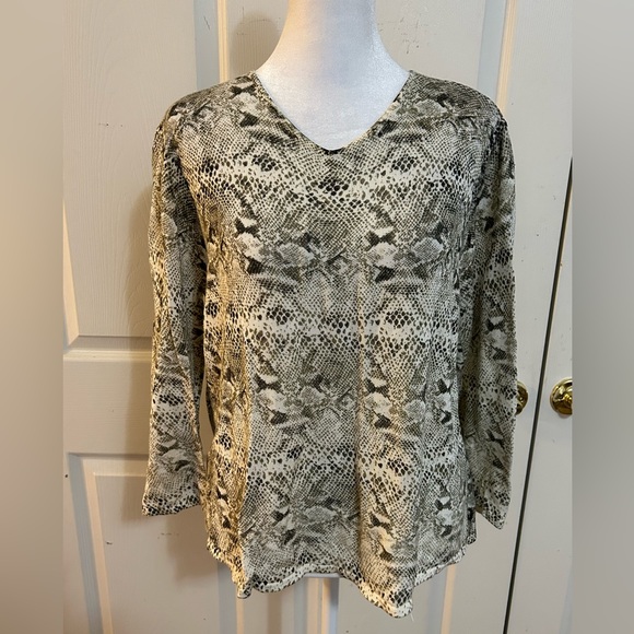 Colette Mordo for Saruman’s snakeskin pattern tee, Large - Picture 1 of 4